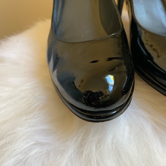 Stuart Weitzman Pumps - Picture 6 of 7